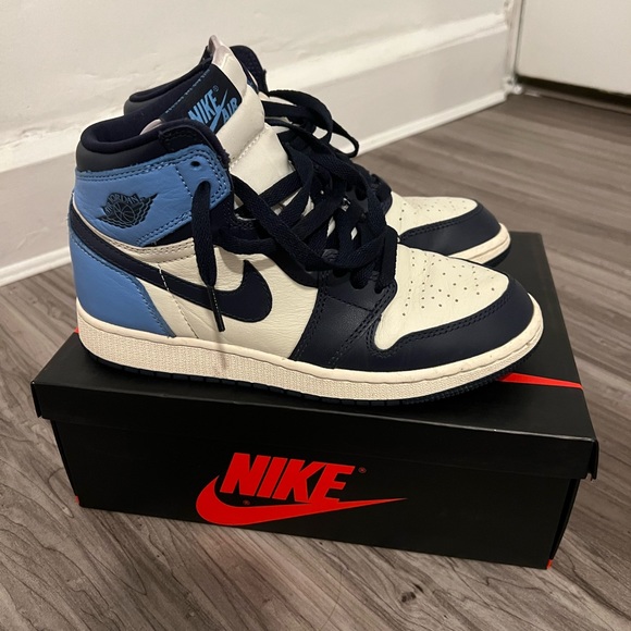 Jordan 1 Retro ‘Obsidian’ - Picture 2 of 6